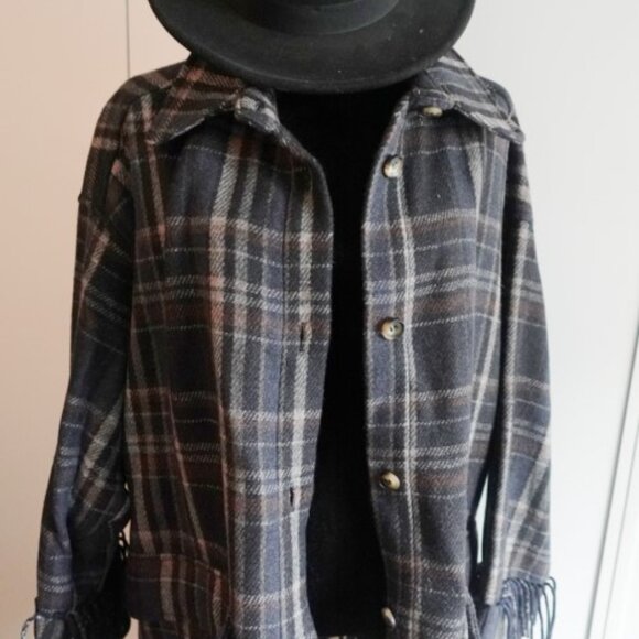 Wool Blend Fringed Shirt Jacket - Picture 13 of 13